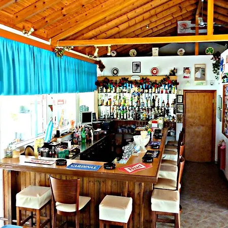 アパートホテル Sunlight Theológos