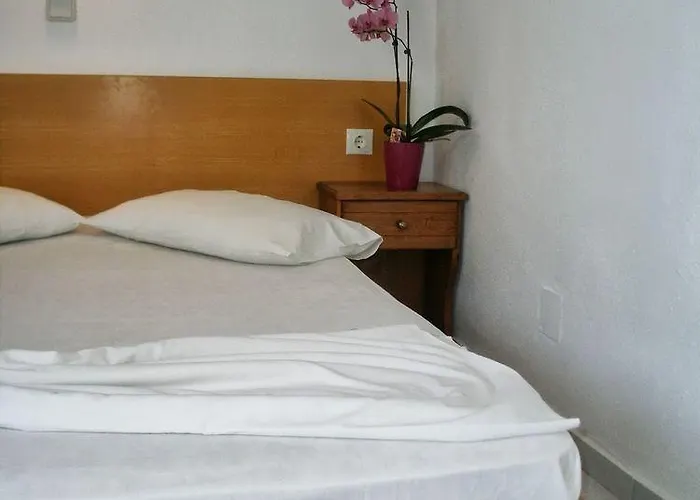 Sunlight 2* Theológos